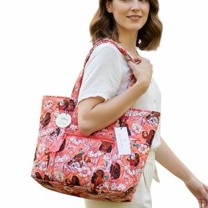 Vera Bradley Disney Small Vera Tote Bag Moana w/Pua & Hei